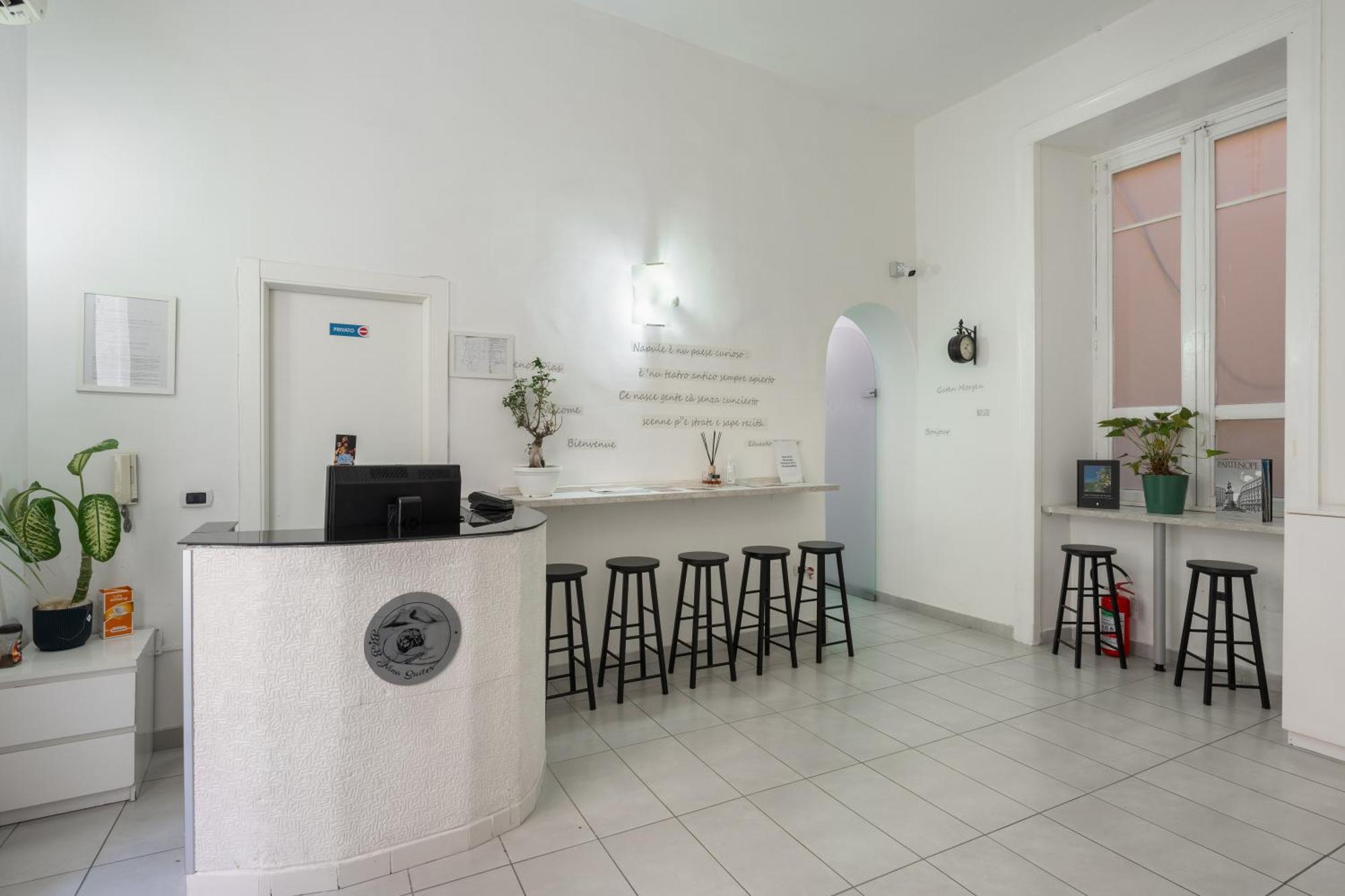 Nina Suites Neapel Exterior foto