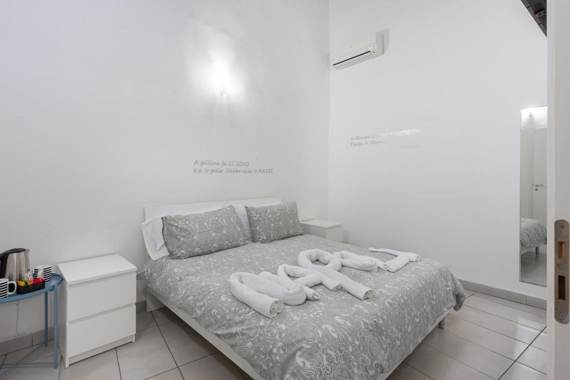 Nina Suites Neapel Exterior foto